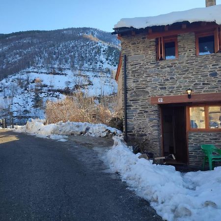 Casa Pirineu Βίλα Esterri de Cardos Εξωτερικό φωτογραφία